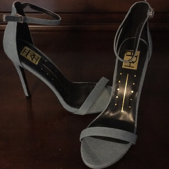 Blue denim ankle strap heels - Picture 2 of 4